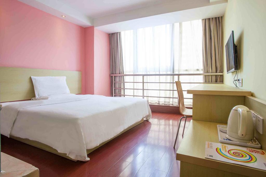 7Days Inn Guangzhou Gangding Longkou XI Road Γκουανγκζού Δωμάτιο φωτογραφία